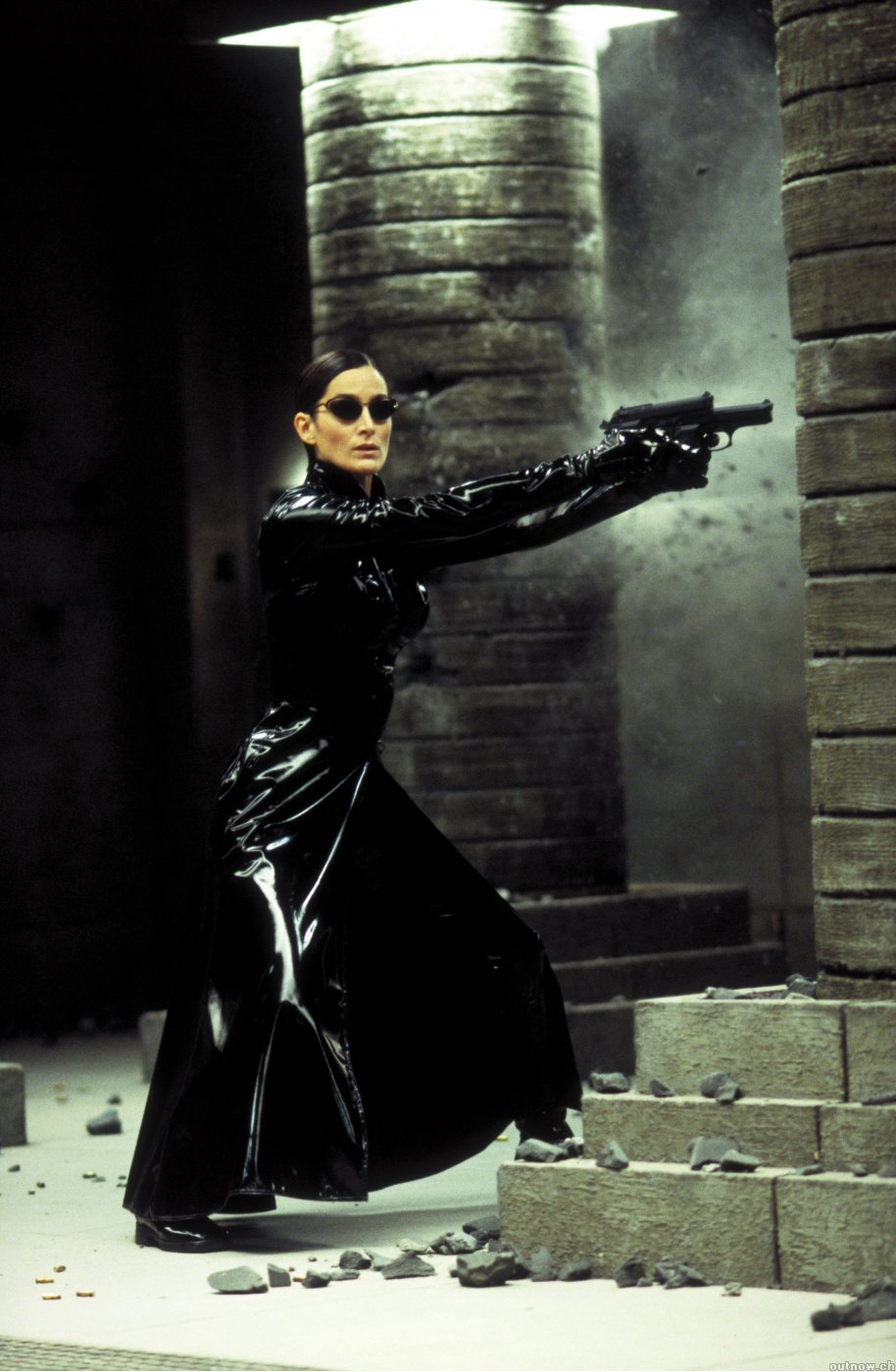 Carrie Anne Moss