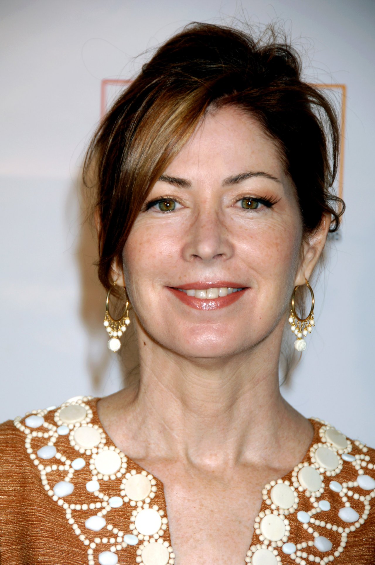 Dana Delany